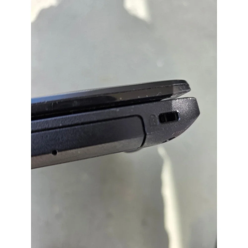 Asus X553M Laptop 16
